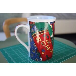 Signature Housewares 1995 Holiday Elegance Noel Christmas Stoneware Mug 5 inch